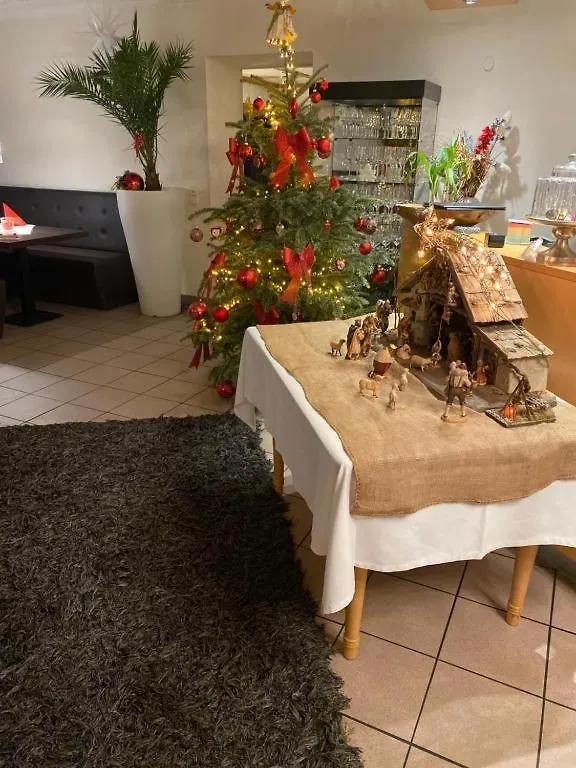 Hotel Restaurant Zum Wendelwirt Germaringen 3*,
